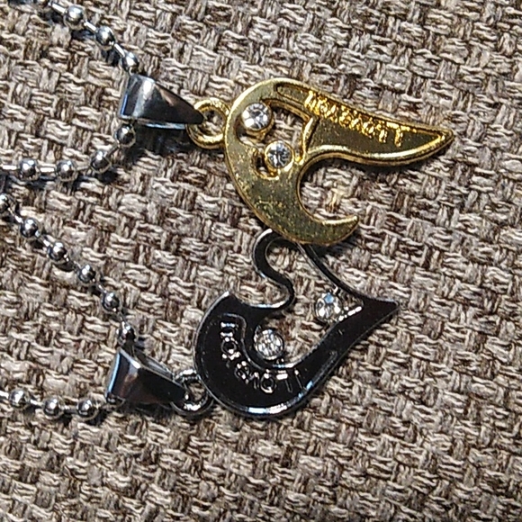 broken heart couple necklace - Picture 4 of 6